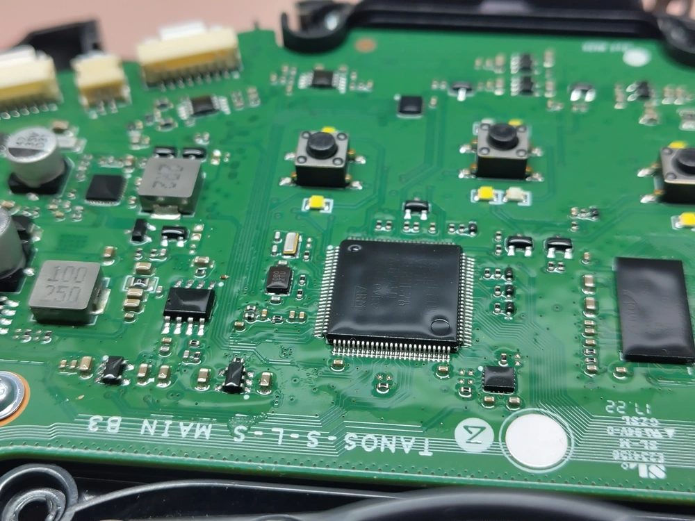 Top of the board, middle section